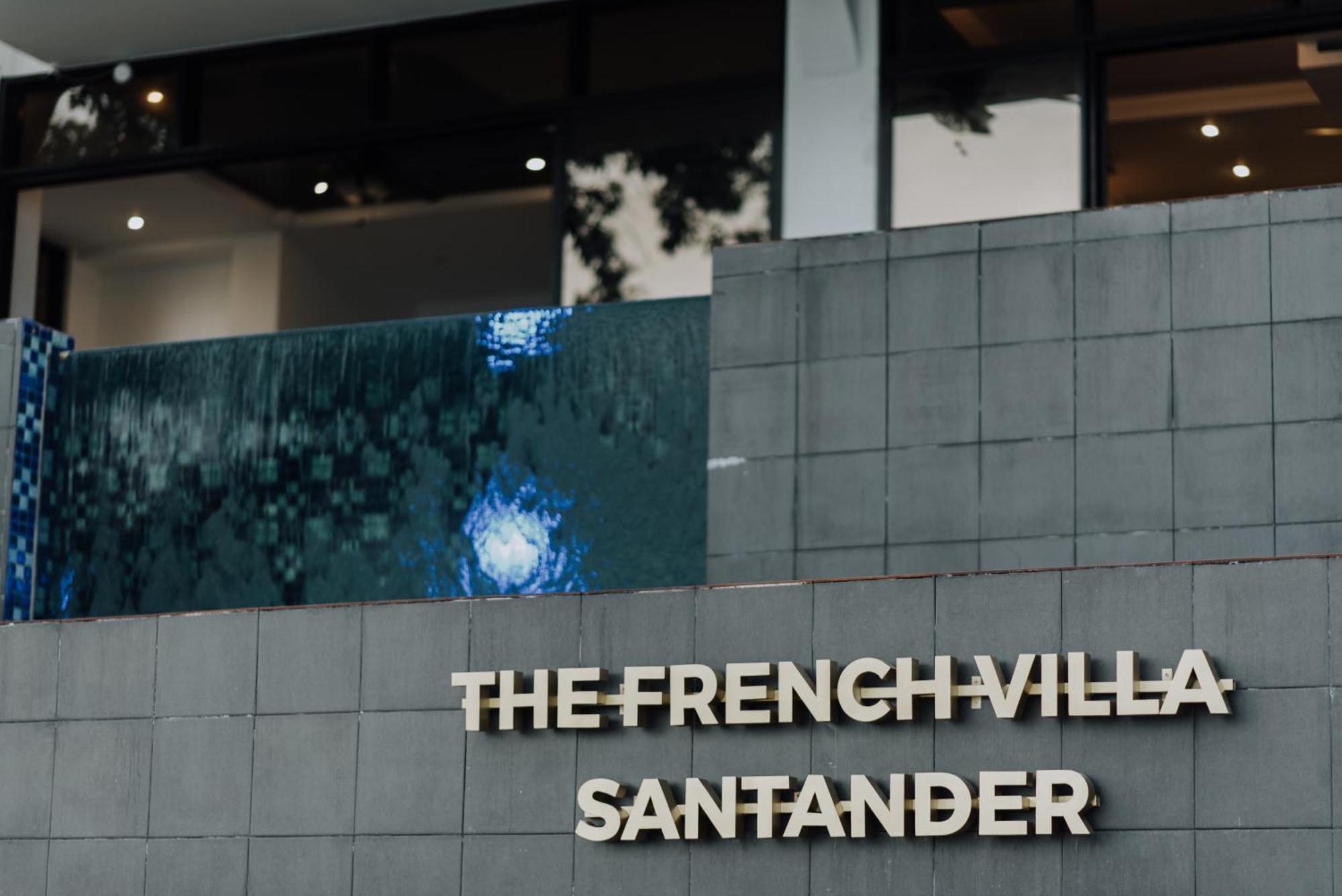 The French Villa-Santander Cebu Экстерьер фото